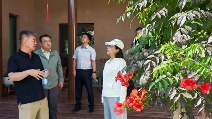 馬文玫總經理赴蘭州水墨丹霞等景區(qū)考察交流